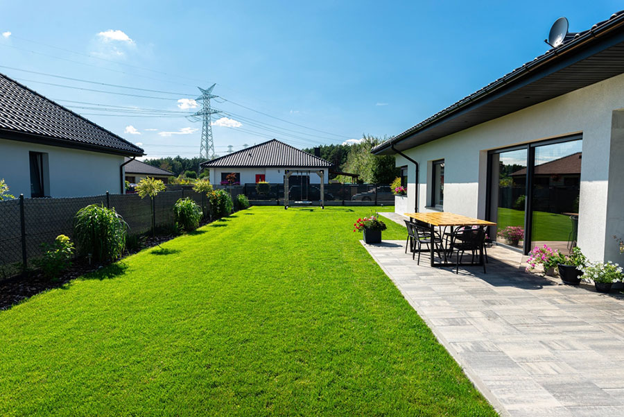 Située à Attainville près de Domont, notre entreprise SD Créa Paysage est spécialisée dans la pose de terrasse en bois ou composite dans le Val-d'Oise.
